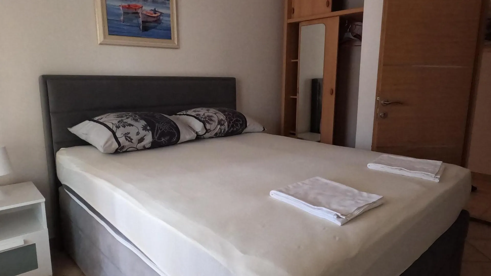 Holiday home Apartmani Lucic - Privlaka