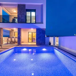 Contessa Privlaka (Zadar)